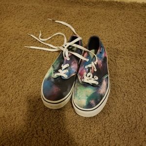 Cans galaxy shoe